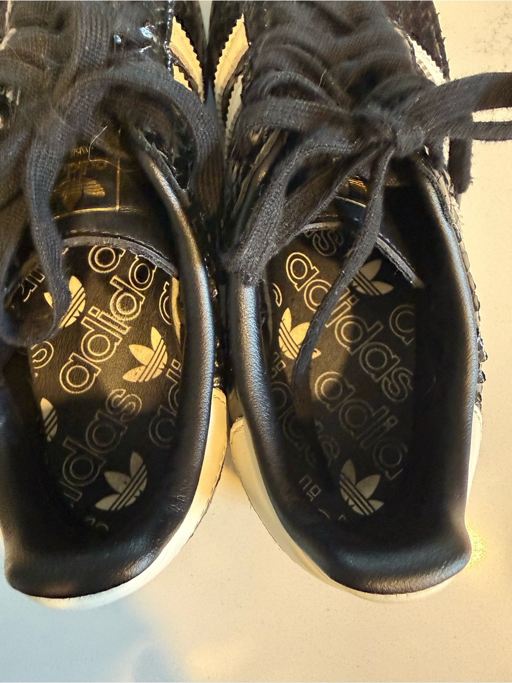 2 PAIRS- Womens Adidas Samba OG - Picture 6 of 10